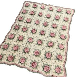 Vintage 3D rose granny square crochet lap blanket cream pink green handmade